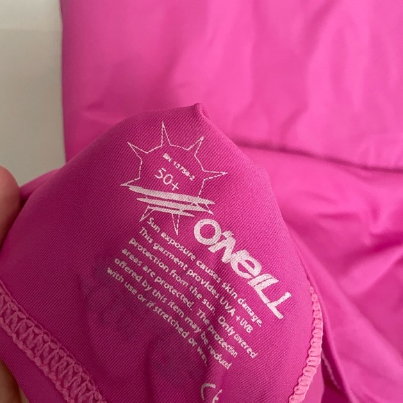 O'Neill Women's Fuchsia Short Sleeve Tee - Picture 7 of 8